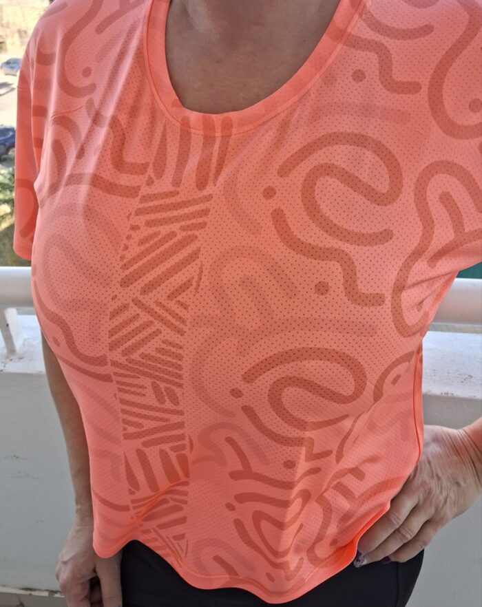 Remera importada - Image 2