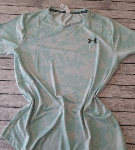 Remera importada H