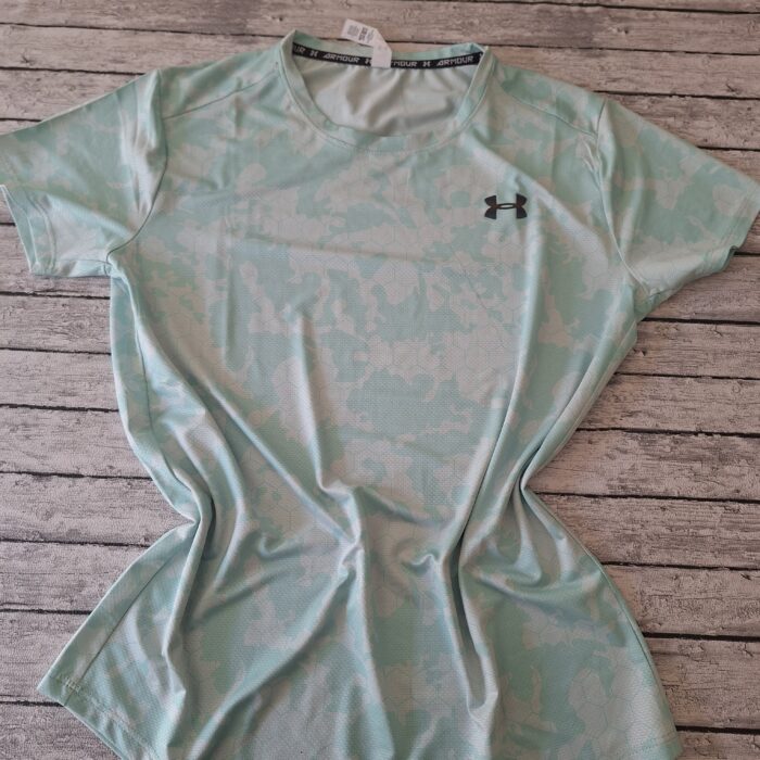 Remera importada H