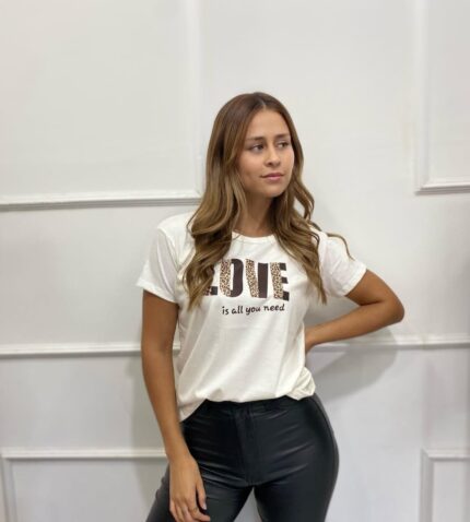 Remera Love